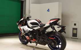 YAMAHA YZF-R1 2016