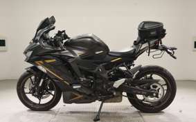 KAWASAKI ZX-25R 2004 ZX250E