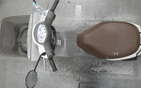 SUZUKI LET's 4 Basket CA43A