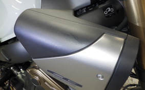 HONDA CB650R E-Clutch 2025 RH17