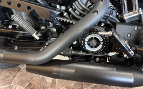 HARLEY XL883N 2016 LE2