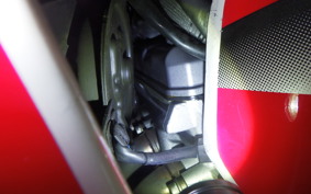 YAMAHA YZF-R7 2000
