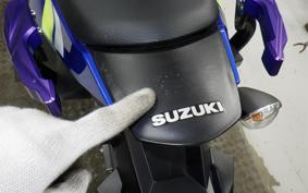 SUZUKI GSX250RA 2005