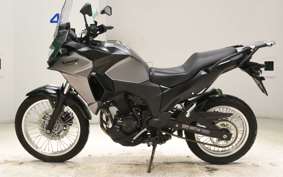 KAWASAKI VERSYS-X 250 A 1999 LE250D