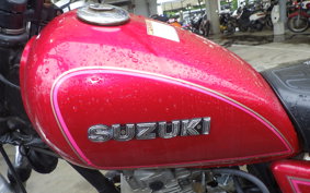 SUZUKI GN125 H
