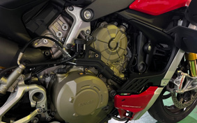 DUCATI STREET FIGHTER V4S 2020 FA00
