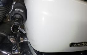 HONDA SHADOW 400 CUSTOM 2011 NC45
