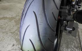 KAWASAKI GPZ900R NINJA 2000 ZX900A