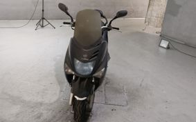 YAMAHA MAJESTY 125 SE27