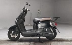 YAMAHA CUXI 100 C1DW