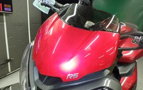 TRIUMPH STREET TRIPLE RS 2024