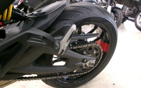 DUCATI 937 MONSTAR + 2022 4M00