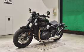 TRIUMPH BONNEVILLE BOBBER 2021