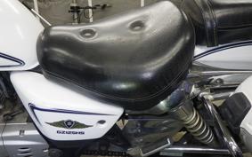 SUZUKI GZ125-HS