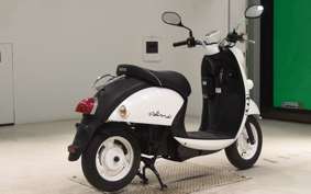 YAMAHA E-VINO SY11J
