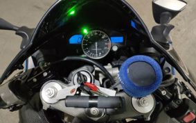YAMAHA YZF-R1 2005 RN13