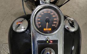 HARLEY FLST1450 2006 JEY