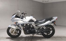 KAWASAKI ZR 700 2003 ZR750F