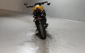 TRIUMPH STREET TRIPLE RS HDA614
