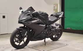 HONDA CBR250RR