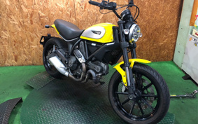 DUCATI SCRAMBLER ICON 2015