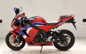 HONDA CBR600RR 2021 PC40