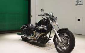 YAMAHA DRAGSTAR 1100 CLASSIC 2002 VP13J
