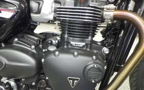 TRIUMPH SPEED TWIN 900 2023