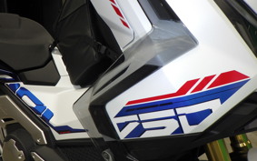 HONDA X-ADV 750 2026 RH21