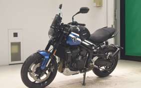 TRIUMPH TRIDENT 660 2025
