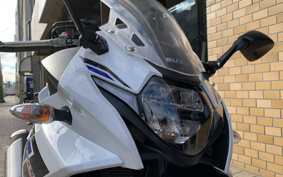 SUZUKI GSX250 R DN12B