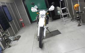 YAMAHA WR250R DG15J