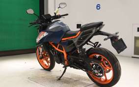 KTM 390 DUKE 2024