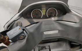 SUZUKI SKYWAVE 250 CJ44A