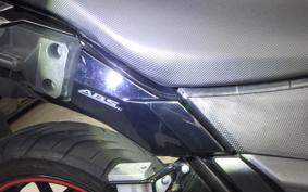 SUZUKI V-STROM 250 A 2010