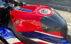 HONDA CBR1000RR-R FB 2021 SC82