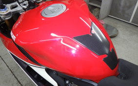 DUCATI 1199 PANIGALE S 2012