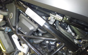 HUSQVARNA SVARTPILEN 125