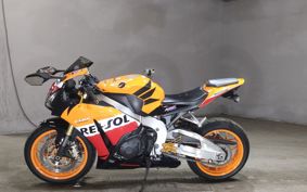 HONDA CBR1000RR 2013 SC59
