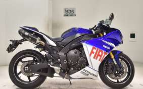 YAMAHA YZF-R1 2013