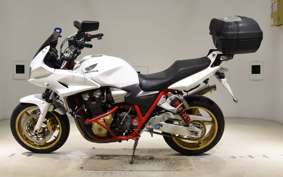 HONDA CB1300SB SUPER BOLDOR A 2006 SC54