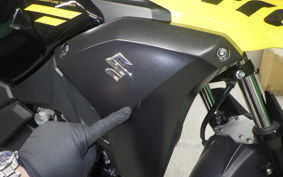 SUZUKI Vｽﾄﾛｰﾑ250A