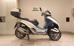 PIAGGIO MP3 300 2015