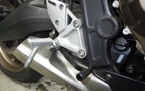 HONDA CB650R E-Clutch 2025 RH17