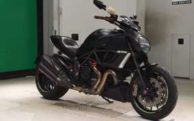DUCATI DIAVEL 2014