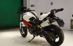 DUCATI MONSTER 696 2010