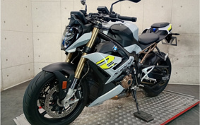 BMW S1000R 2022 0E51