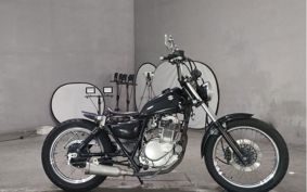 SUZUKI GLASS TRACKER BIG BOY NJ4BA