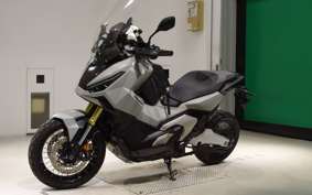 HONDA X-ADV 750 2025