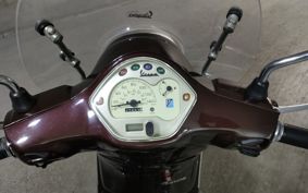 VESPA LX125IE M68100